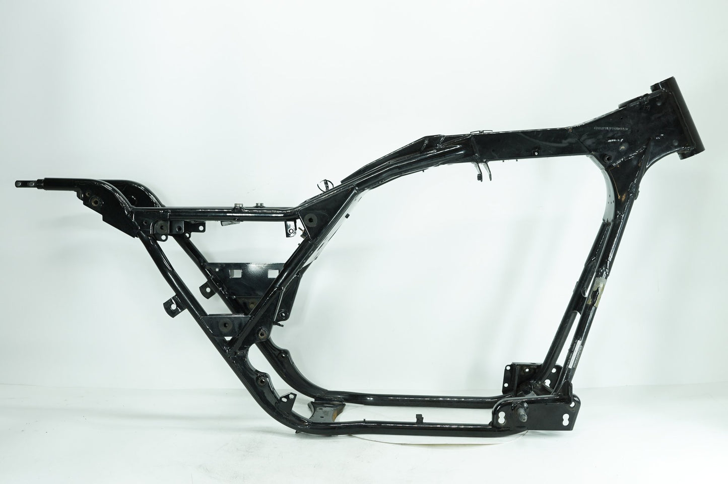 1999 - 2006 Harley-Davidson Touring Electra Glide Classic Body Main Frame Chassis SLVG  	47900-02A