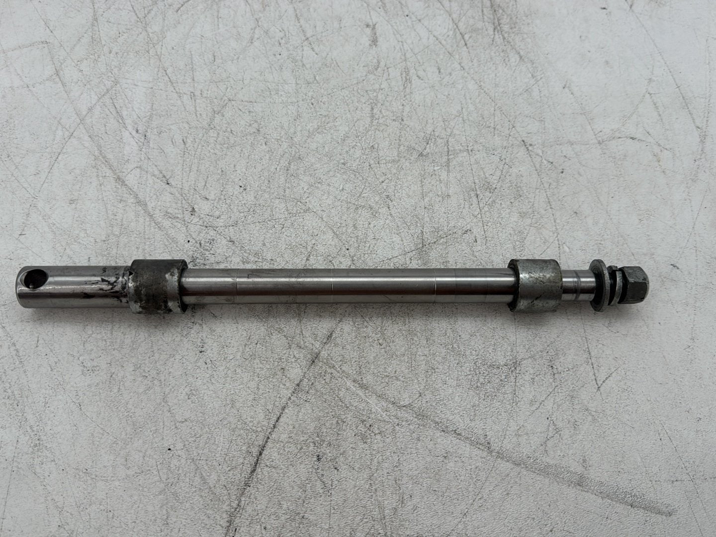 2003 Harley Dyna Wide Glide FXDWG OEM Front Wheel Axle Bolt Shaft