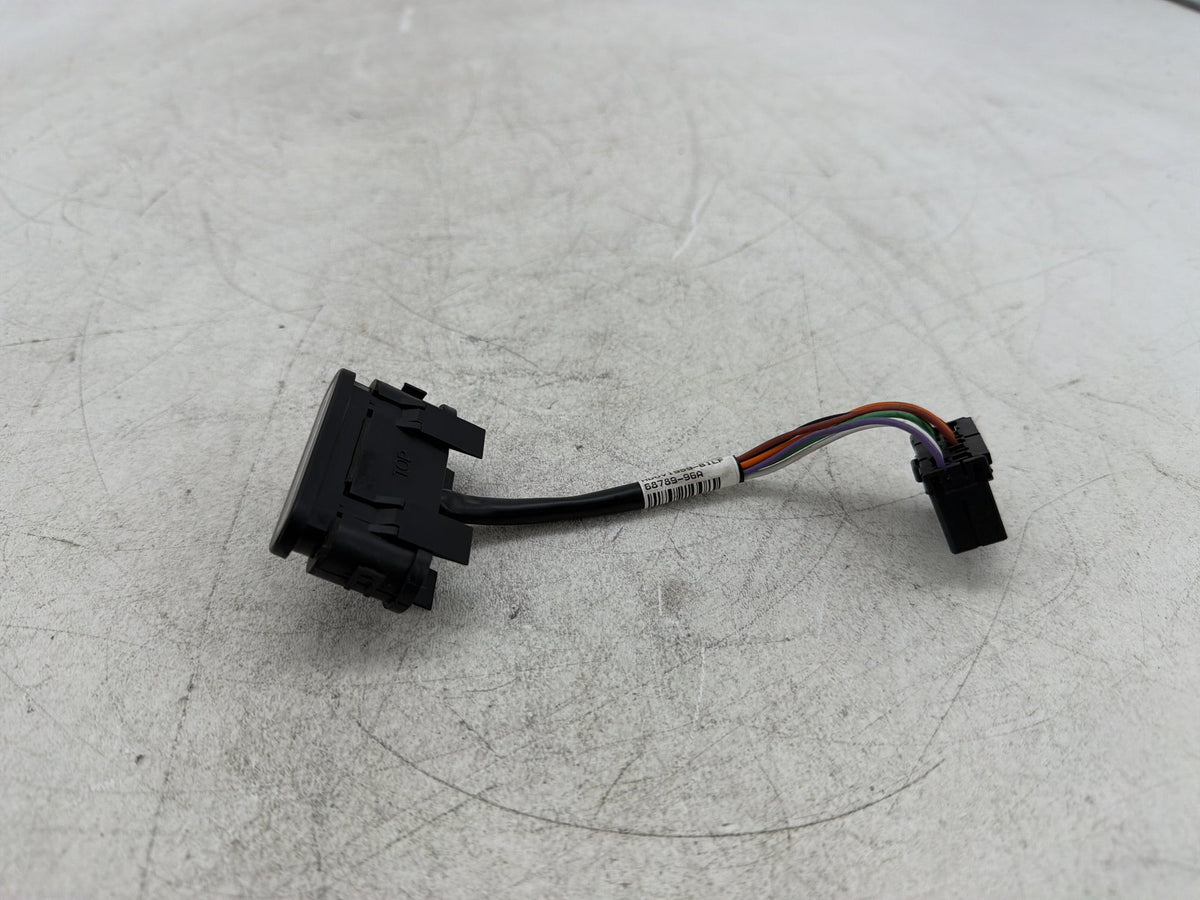 2011 Harley Electra Glide Touring Ultra OEM Dash Indicator Lamp Wire Plug 68789-96A