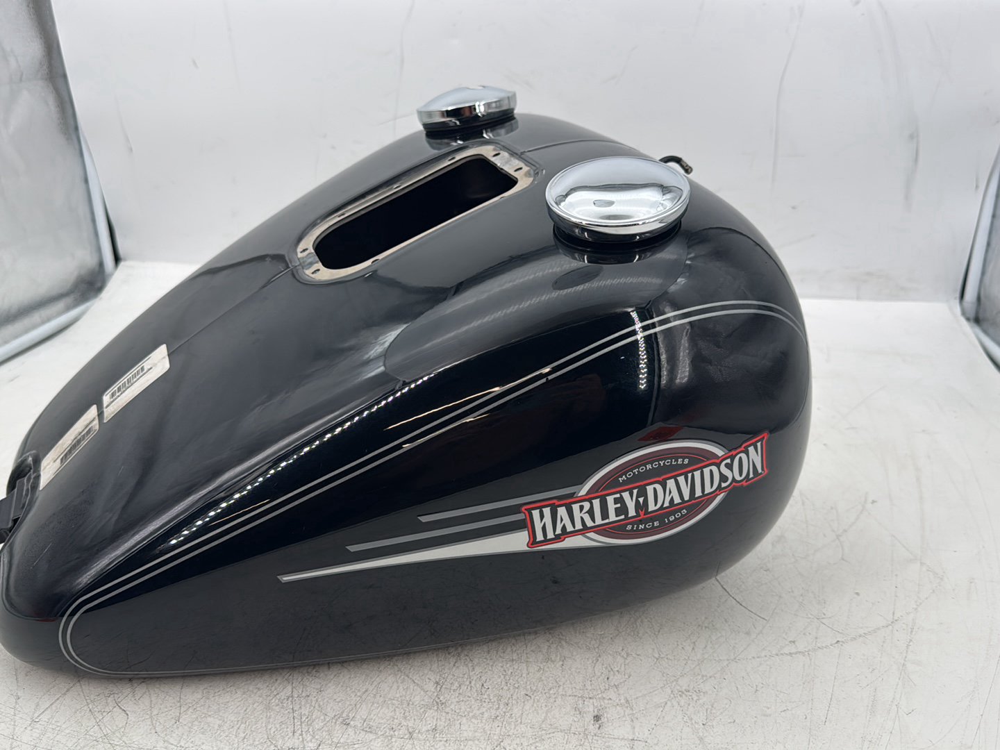 2007 Harley Softail Heritage Classic FLSTC OEM Fuel Gas Tank Gasoline Reservoir