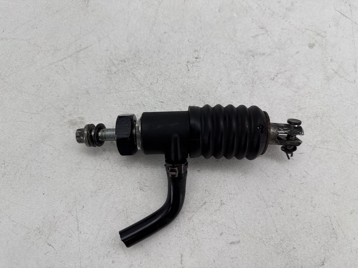 1997 Harley Road King Touring FLHR OEM Rear Brake Master Cylinder 41755-97A