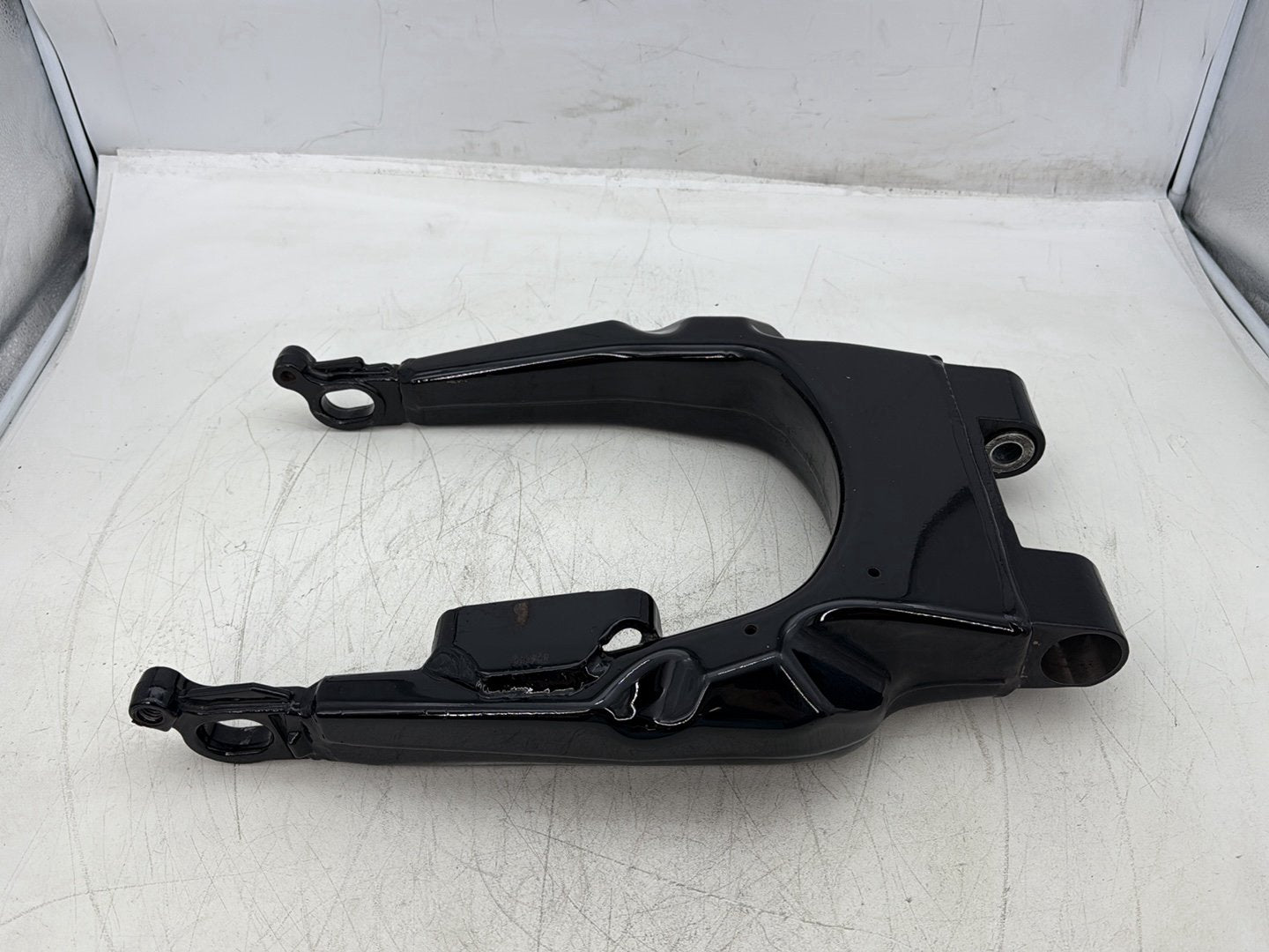 2012 Harley Street Glide Touring FLHX OEM Rear Fork Swingarm Swing Arm