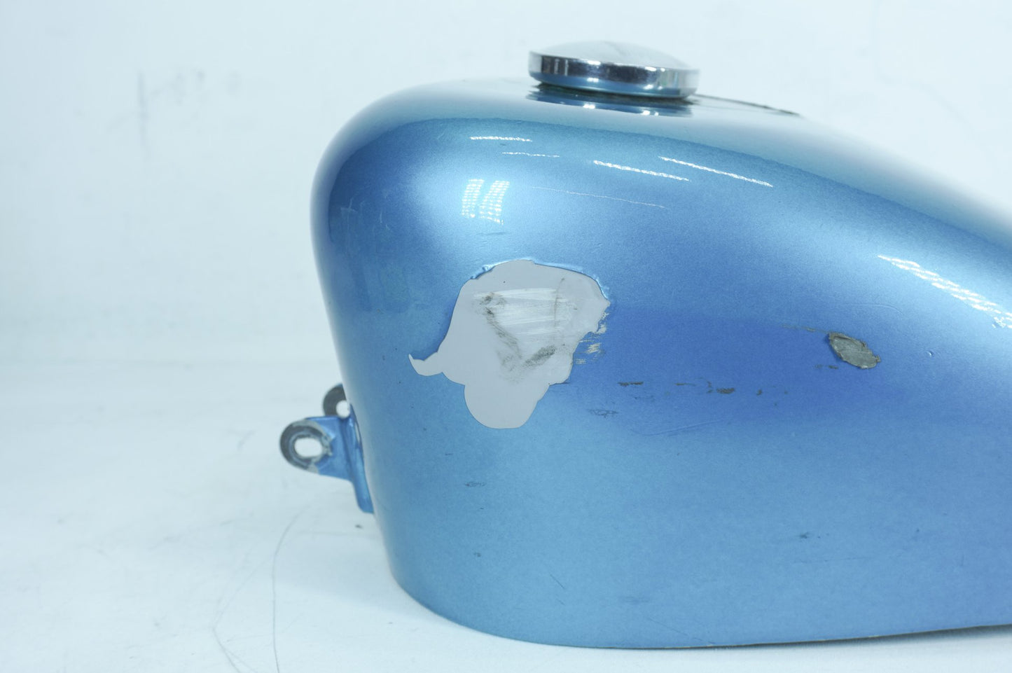 1991 - 2003 Harley-Davidson Sportster  Gas Gasoline Fuel Tank Reservoir  61023-83D