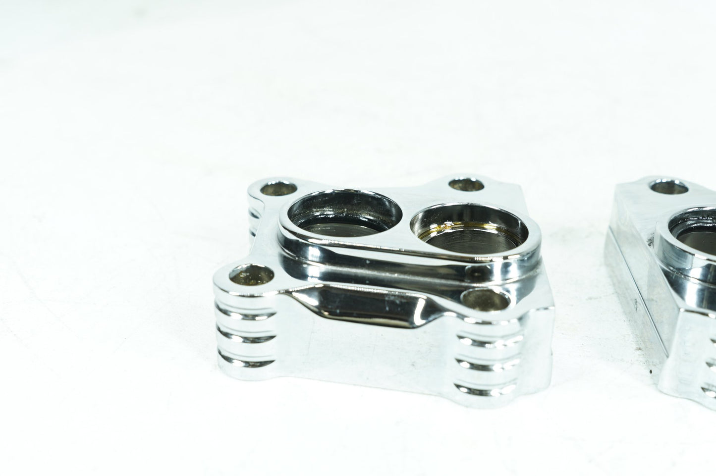1999 - 2006 Harley-Davidson Softail Heritage Tappet Engine Lifter Chrome Covers  	17964-99