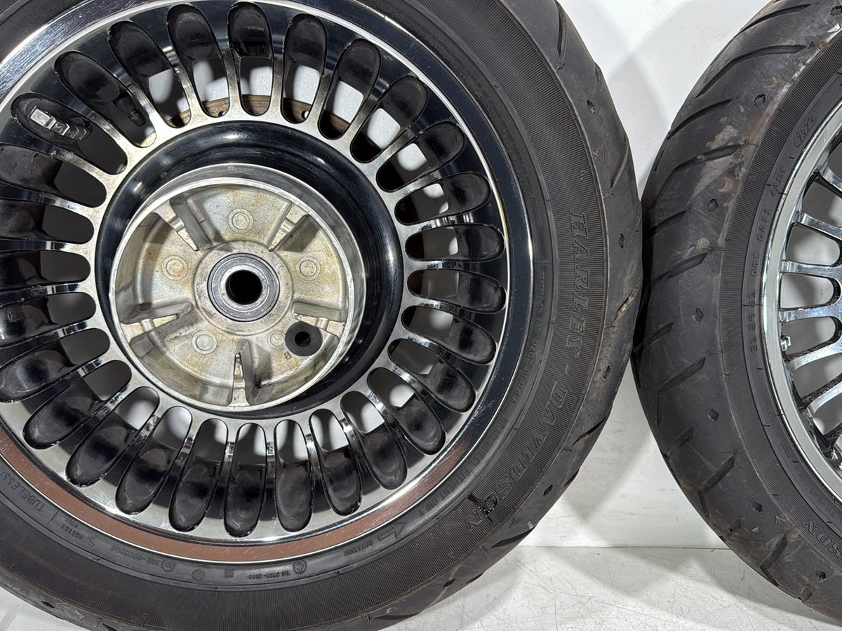 2010 Harley Electra Glide Touring Ultra OEM Front & Rear Wheel Rim Tire 16" 17"