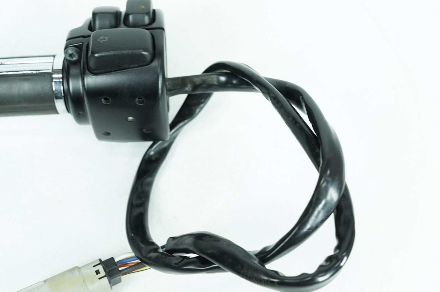 2013 - 2022 Harley-Davidson Sportster Custom Left Turn Signal Headlight Switches Controls  	71685-06A
