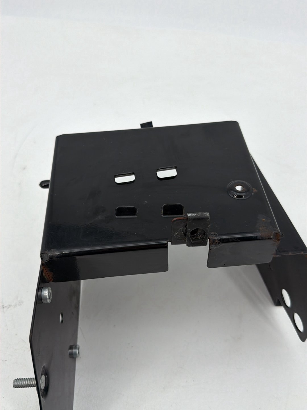 1999 - 2006 Harley-Davidson Touring Road King Battery Tray Bracket Holder Carrier  	66281-01