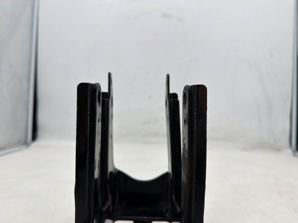 2016 Harley Road Glide Touring FLTRXS OEM Inner Fairing Mount Support Bracket