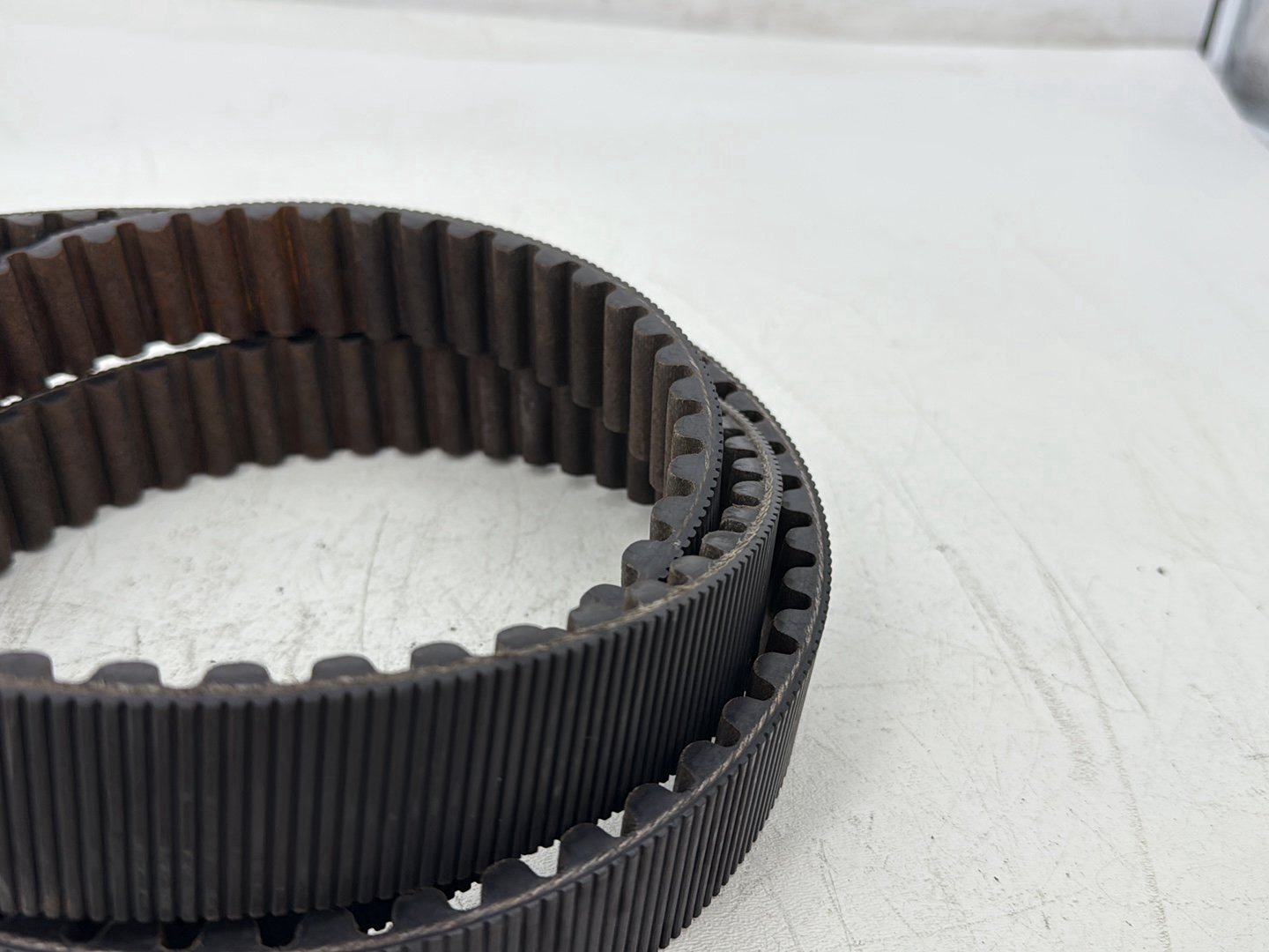 2000 Harley Touring FLHTCUI Electra Glide Ultra OEM Rear Drive Belt 139T 1.5"