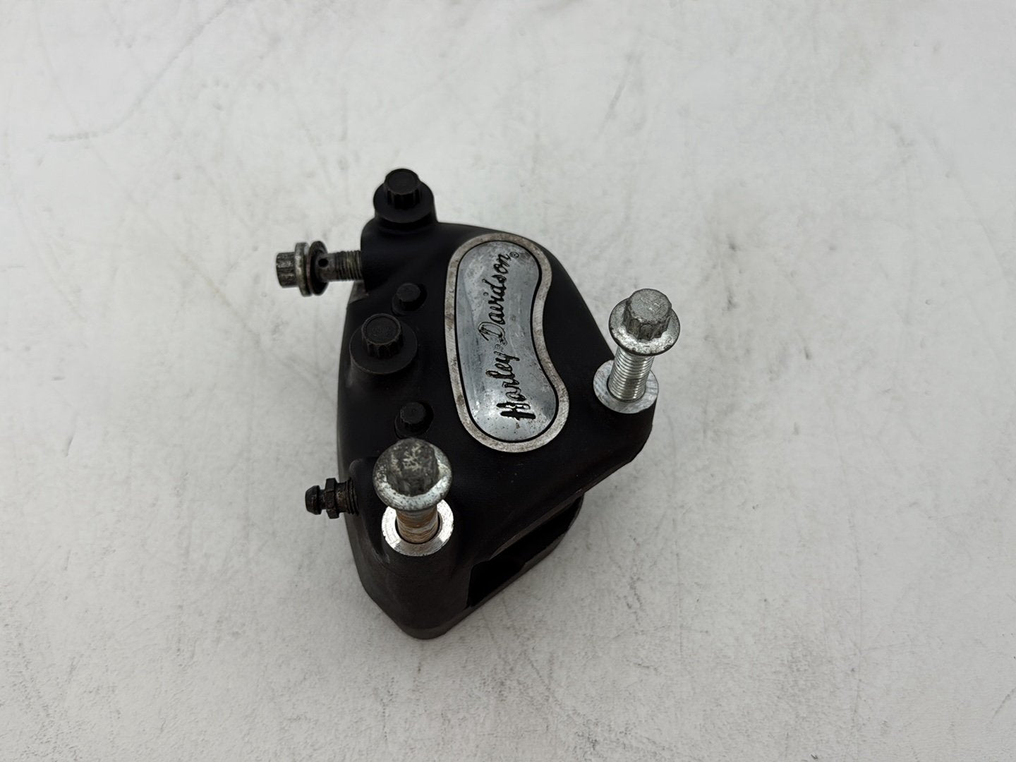 2006 Harley Dyna FXDWGI Wide Glide OEM Front Left 1 Brake Caliper