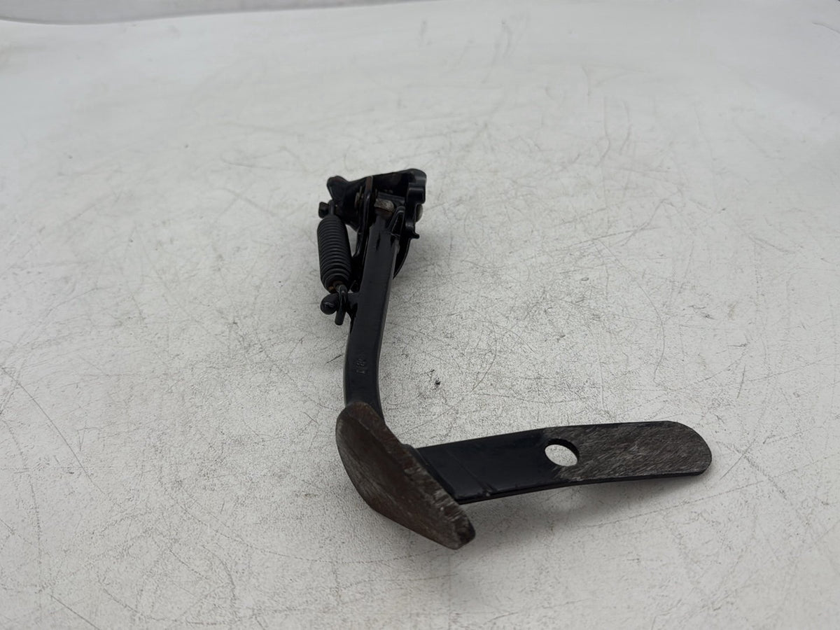 2019 Harley Softail Street Bob FXBB OEM Left Side Jiffy Kick Stand & Spring