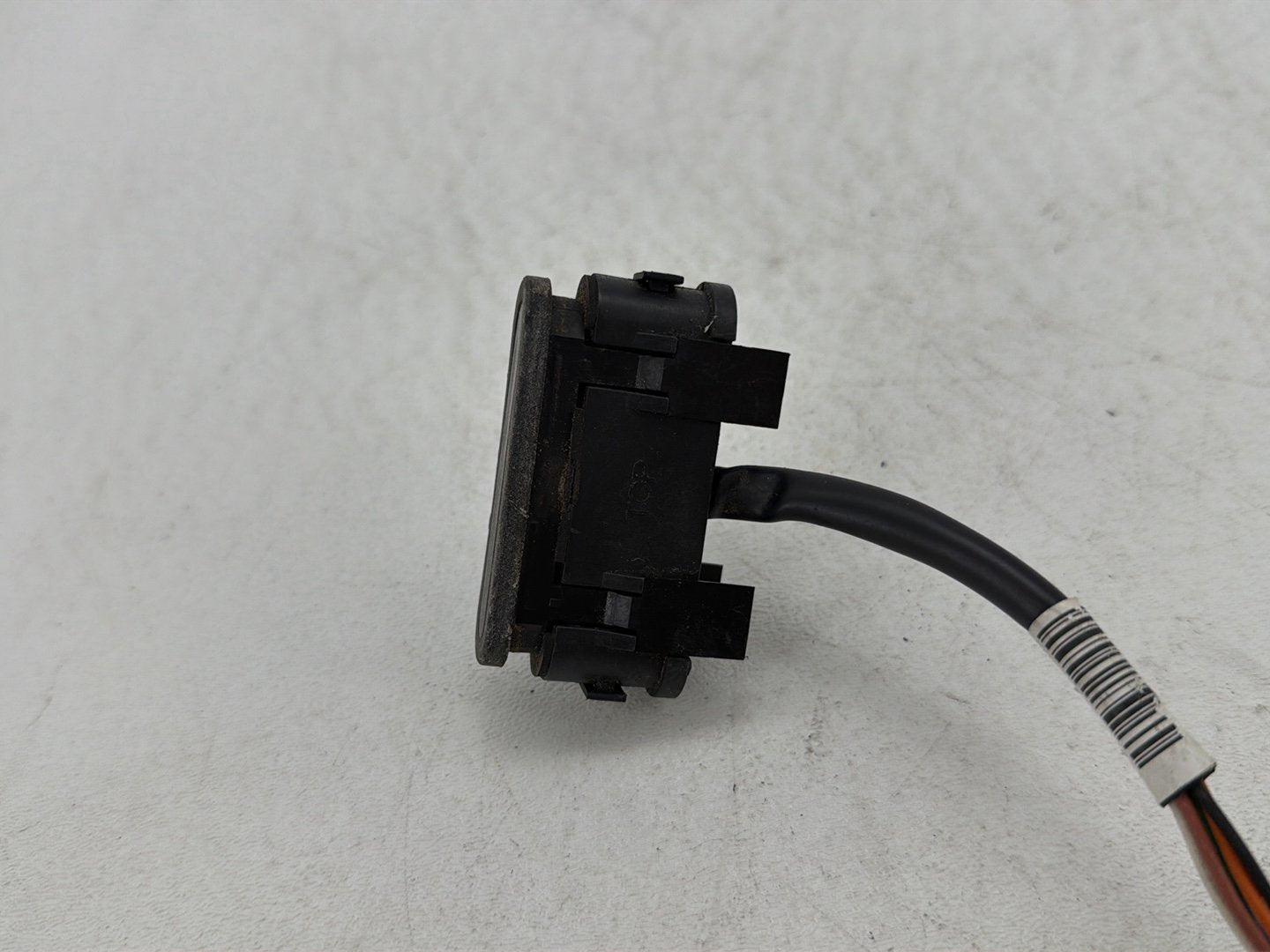 2009 Harley Dyna Street Bob FXDB OEM Dash Indicator Lamp Wire Plug In