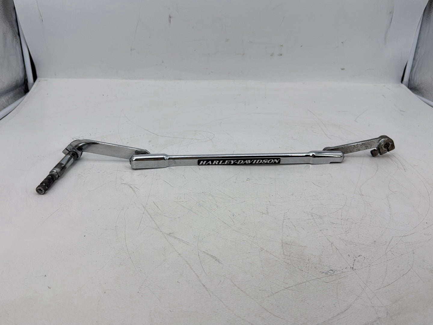 2007 - 2012 Harley-Davidson Touring Electra Glide Ultra Gear Shifter Lever w/ Rod linkage 	33718-82B