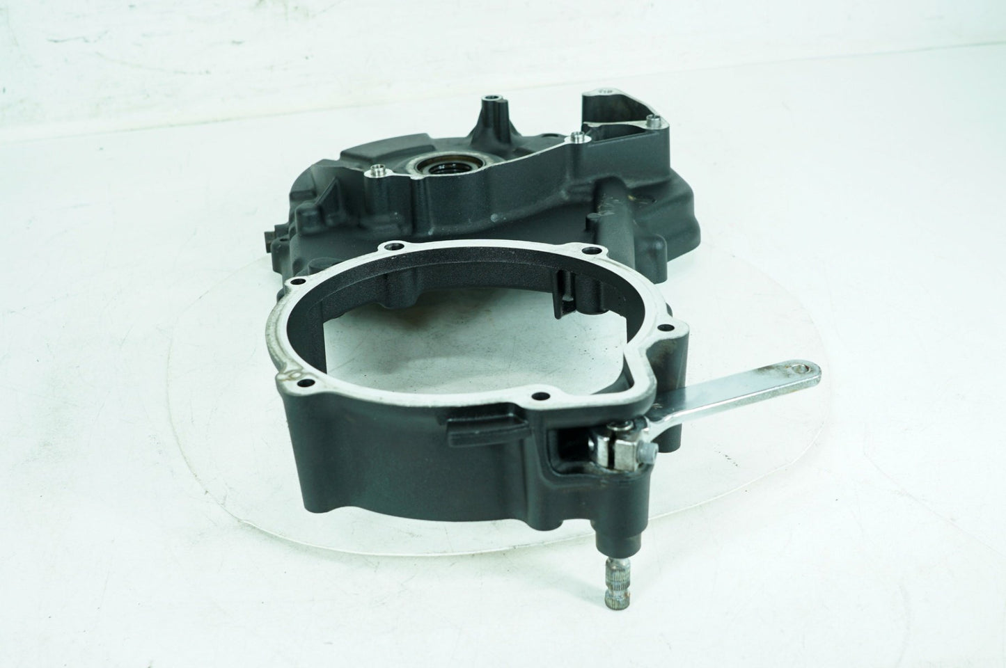 2017 Harley Touring FLHTK Electra Glide Ultra OEM Inner Primary Clutch Cover