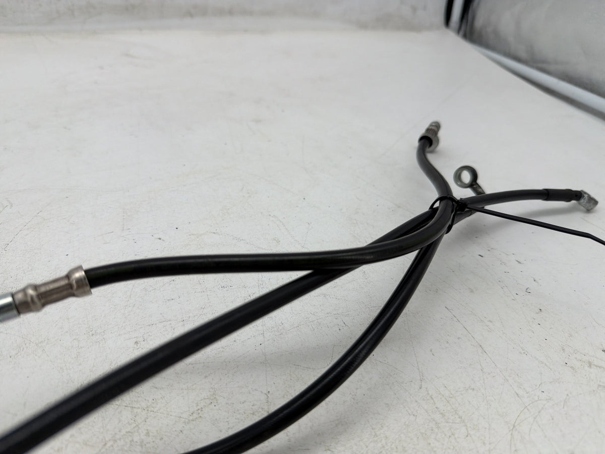 2010 Harley Street Glide Touring FLHX OEM Front Brake Hose Line Pipe NON-abs