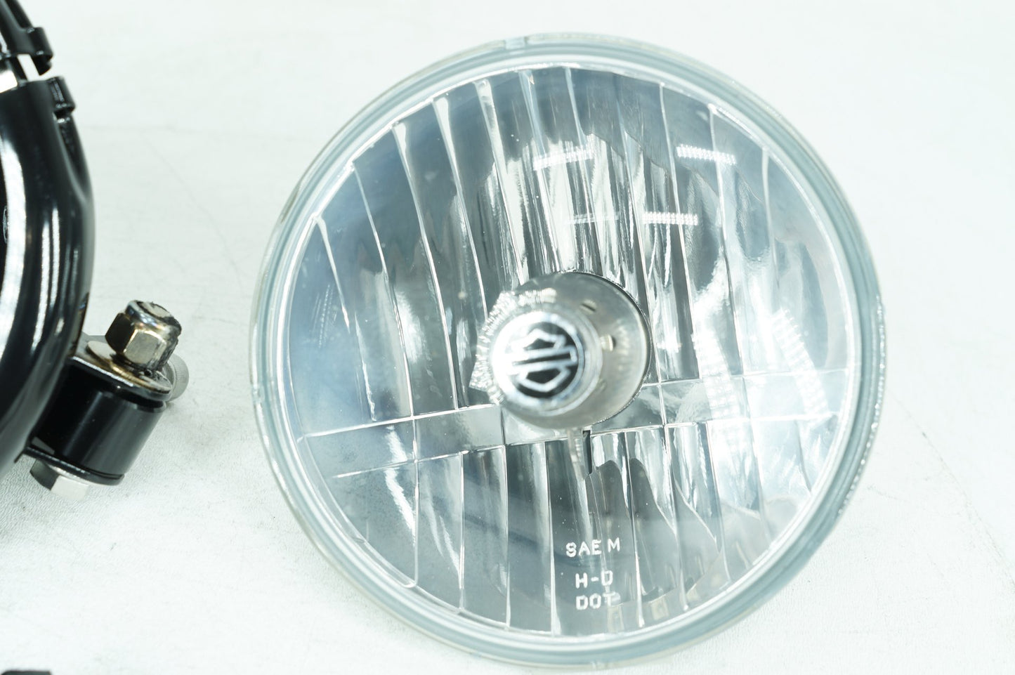 Harley-Davidson Misc  Headlight Headlamp Head Light Halogen 67881-96B