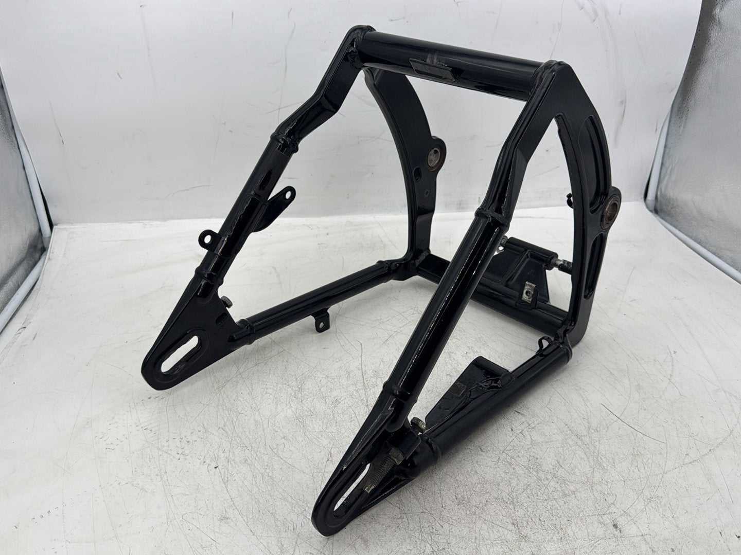 2007 Harley Softail Heritage Classic FLSTC OEM Rear Fork Swingarm Swing Arm