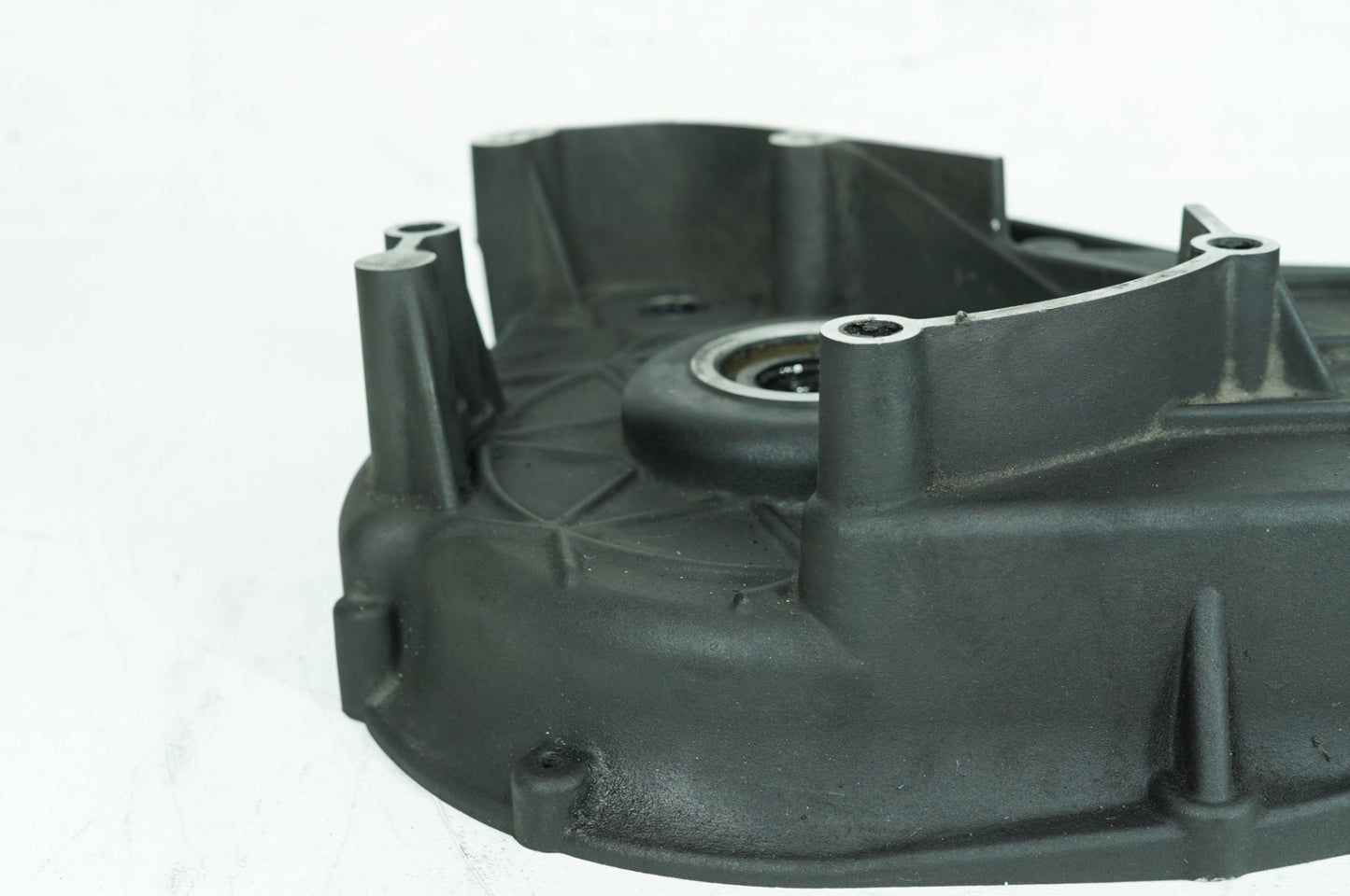 1999 - 2006 Harley-Davidson Touring Electra Glide Classic Inner Primary Clutch Cover 60677-01A