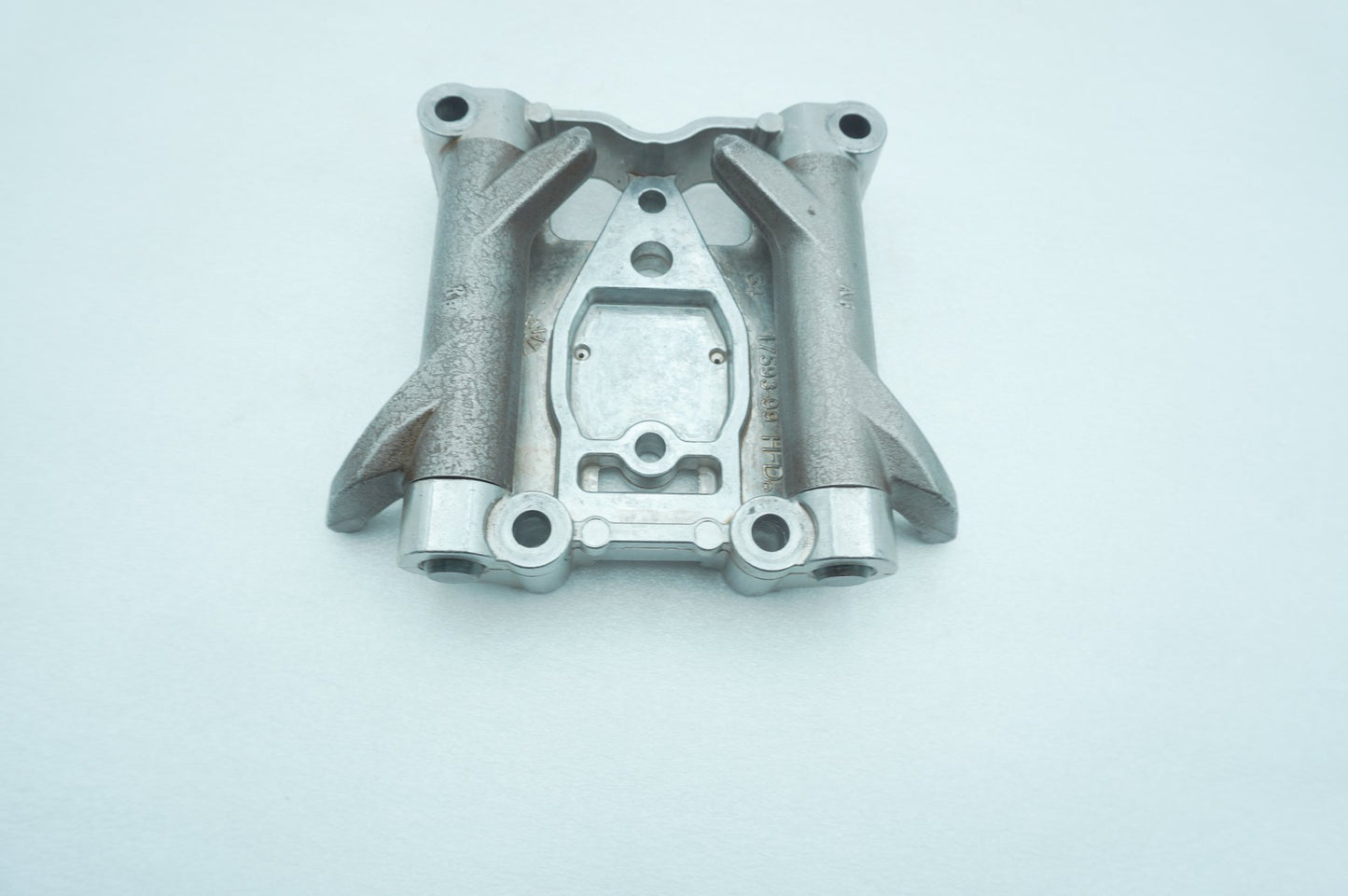 2007 - 2017 Harley-Davidson Dyna Super Glide Custom Engine Twin Cam 1 Rocker Arm 17593-99 17593-99