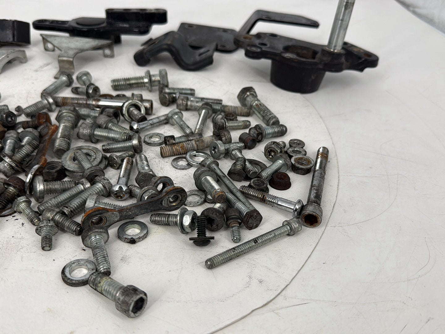 2008 - 2016 Harley-Davidson Touring Street Glide Hardware Bolts Nuts & Brackets 47460-09BHP , 47460-09