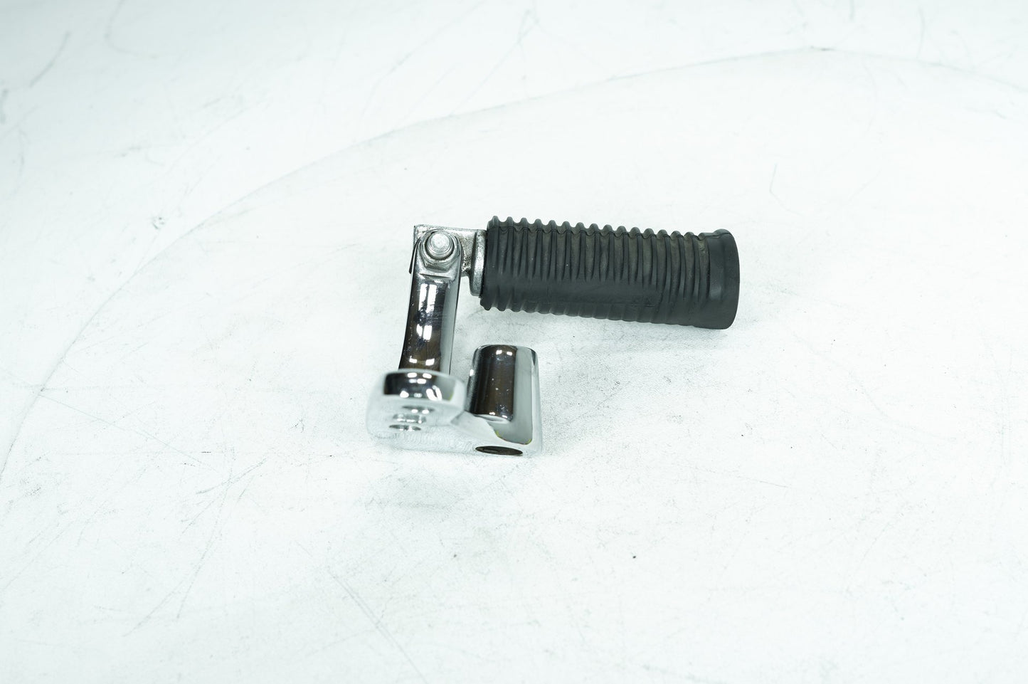 2007 - 2017 Harley-Davidson Dyna Low Rider Left Forward Control Shifter Peg 33693-03