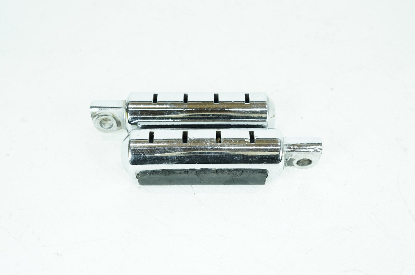 1986 - 2003 Harley-Davidson Sportster  Passenger Left & Right Foot Pegs 33048-72