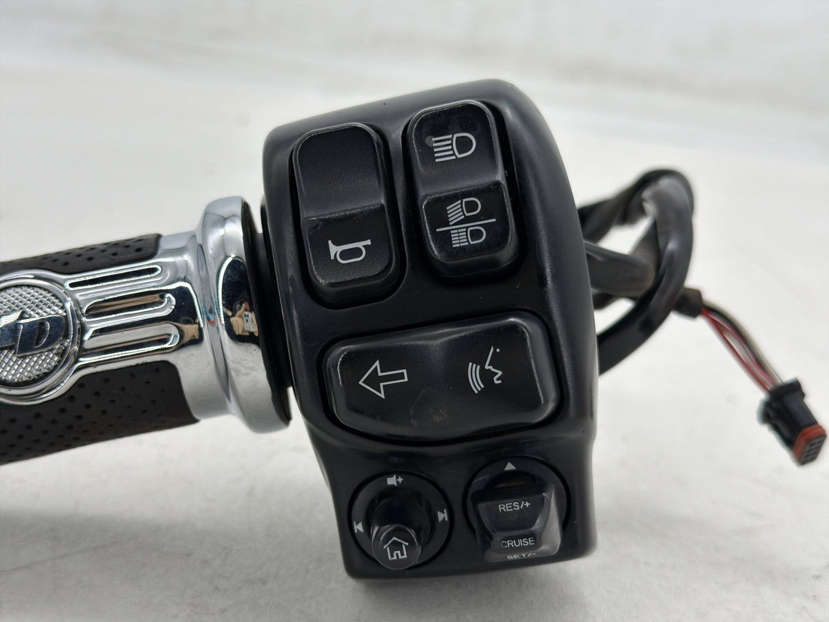 2016 Harley Road Glide Touring OEM Left Turn Signal Headlight Switches Controls