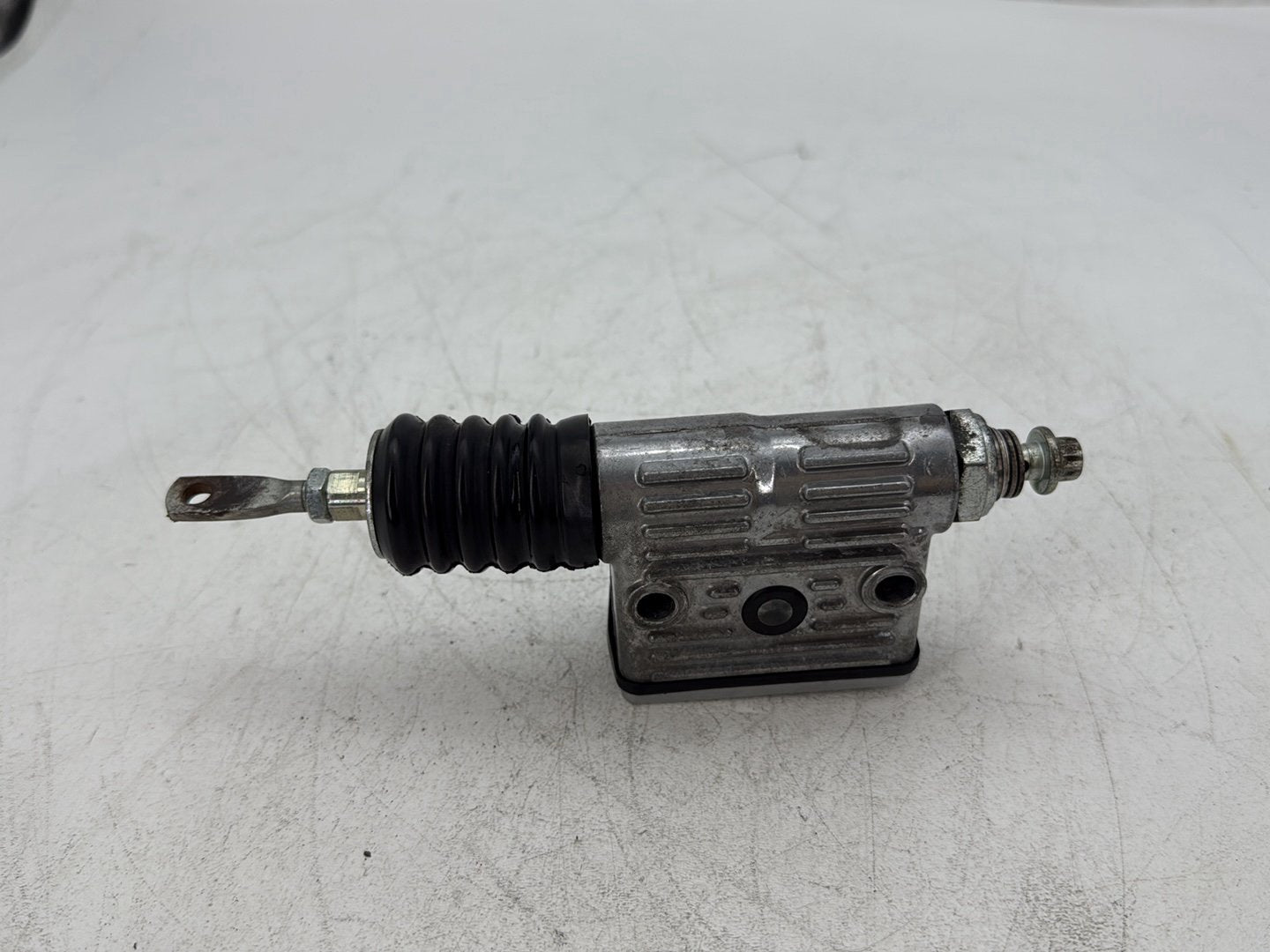 2001 Harley Sportster 883 Hugger XLH883 OEM Rear Brake Master Cylinder Reservoir