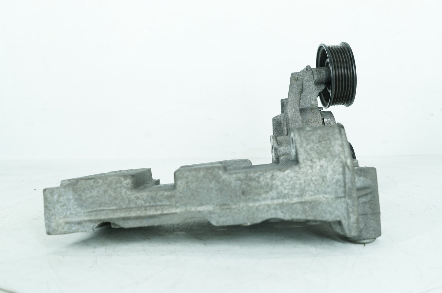 2013 - 2015 Jaguar XF  Rear Engine Mount Bracket