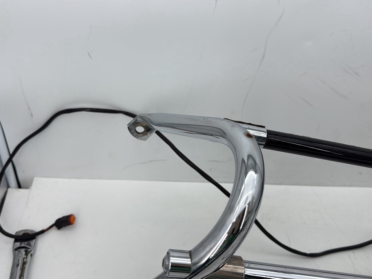 1995 Harley Touring FLHTCI Electra Glide Classic OEM Rear Left Right Saddlebag Guard Rails Bar