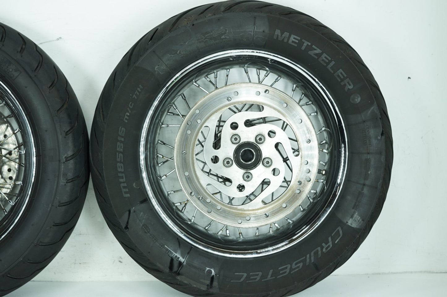 2007 - 2011 Harley-Davidson Touring Road King Classic Front Rear Wheel Rim Tire Spoked 41052-08
