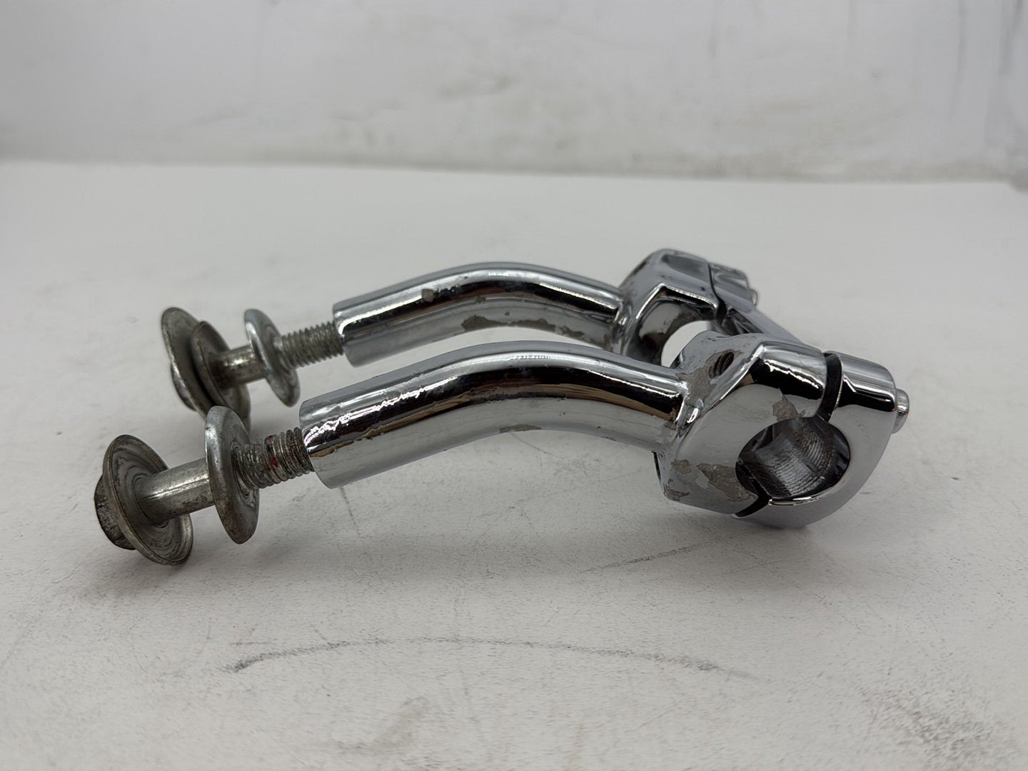 1998 Harley Road King Touring FLHRCI Classic OEM Front Handlebar Riser Top Clamp Chrome