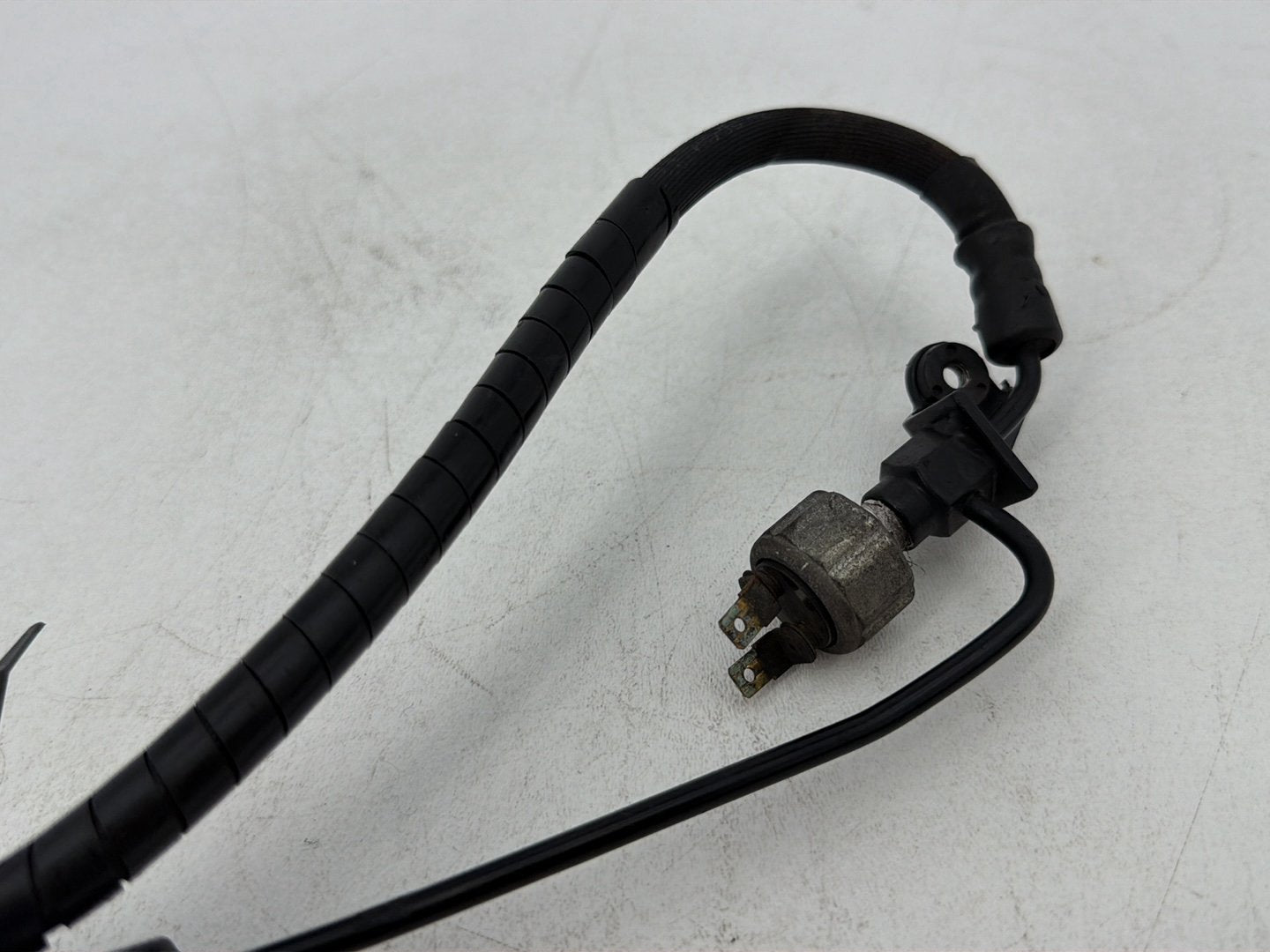 1984 - 1998 Harley-Davidson Touring Electra Glide Classic Rear Brake Hose Line Pipe