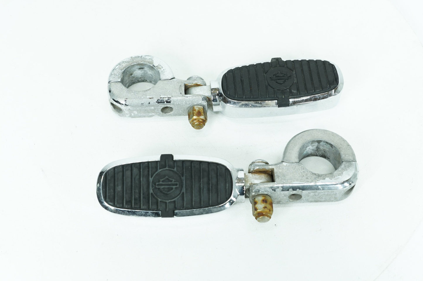 1999 - 2006 Harley-Davidson Touring Road King Front Right Left Highway Foot Pegs 50576-05