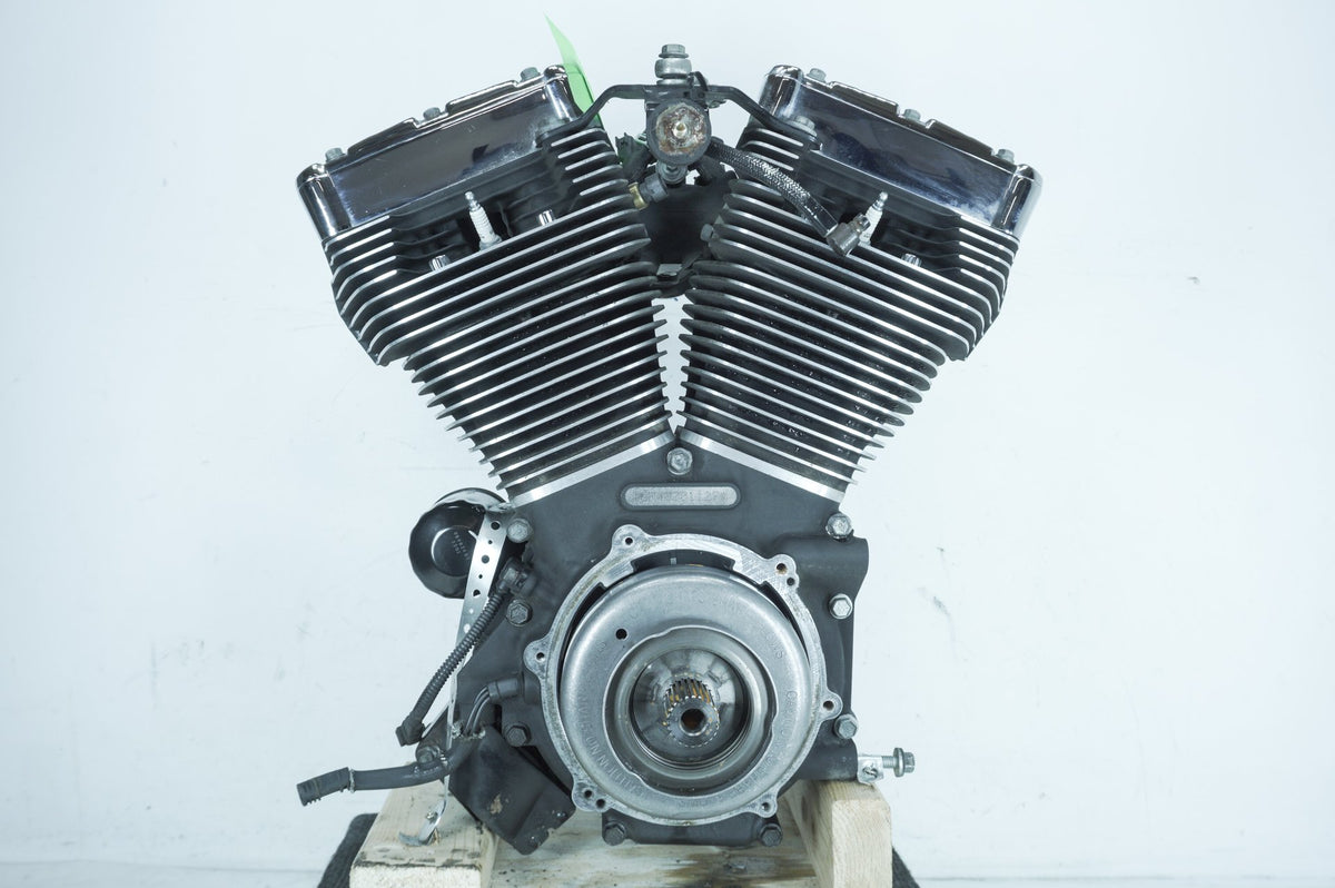 2007 - 2017 Harley-Davidson Dyna 105th Wide Glide EFI Twin Cam 96 Engine Motor 19255-08