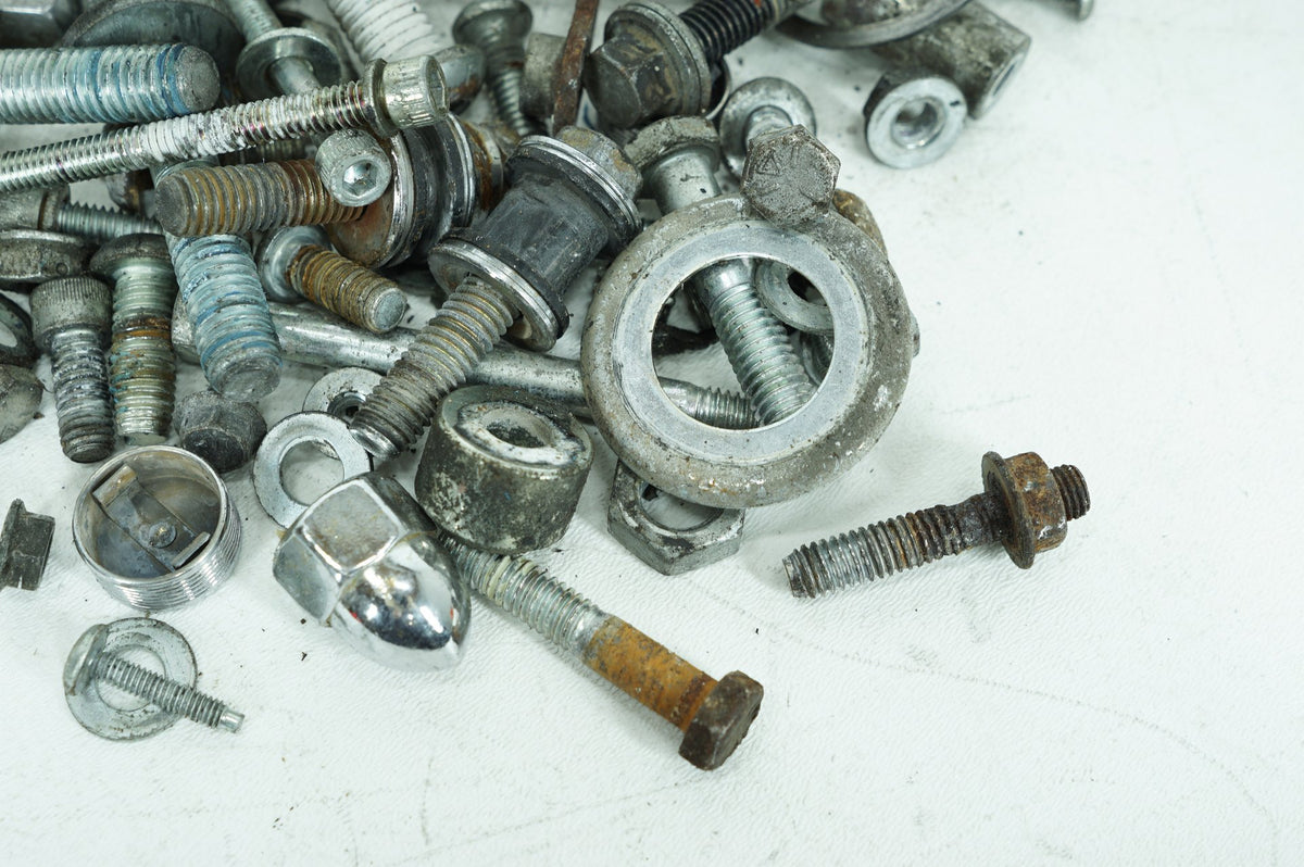 2008 Harley-Davidson Dyna FXDWG - Hardware Bolts Nuts & Brackets
