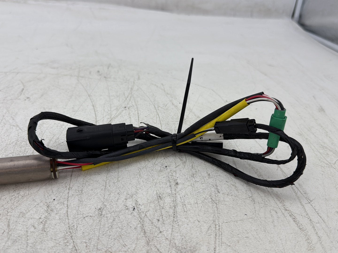 2012 Harley Street Glide Touring FLHX OEM Twist Grip Ride Fly By Wire Throttle Sensor