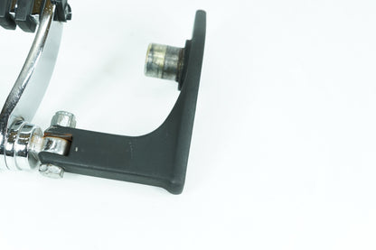 1999 - 2006 Harley-Davidson Dyna Wide Glide Right Driver Foot Controls Peg Rest 42481-92