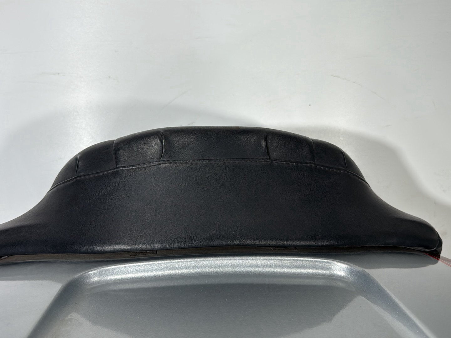 1999 - 2006 Harley-Davidson Touring Electra Glide Ultra Pass Backrest Tour Pak Luggage NOKey 79042-93 , 53134-00BDK , 76303-98B