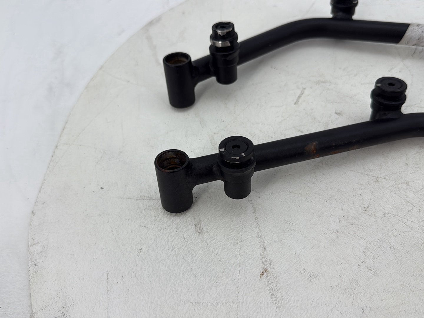 2012 Harley Dyna Fat Bob FXDF 103 OEM Rear Left Right Saddlebag Guard Rails Bar