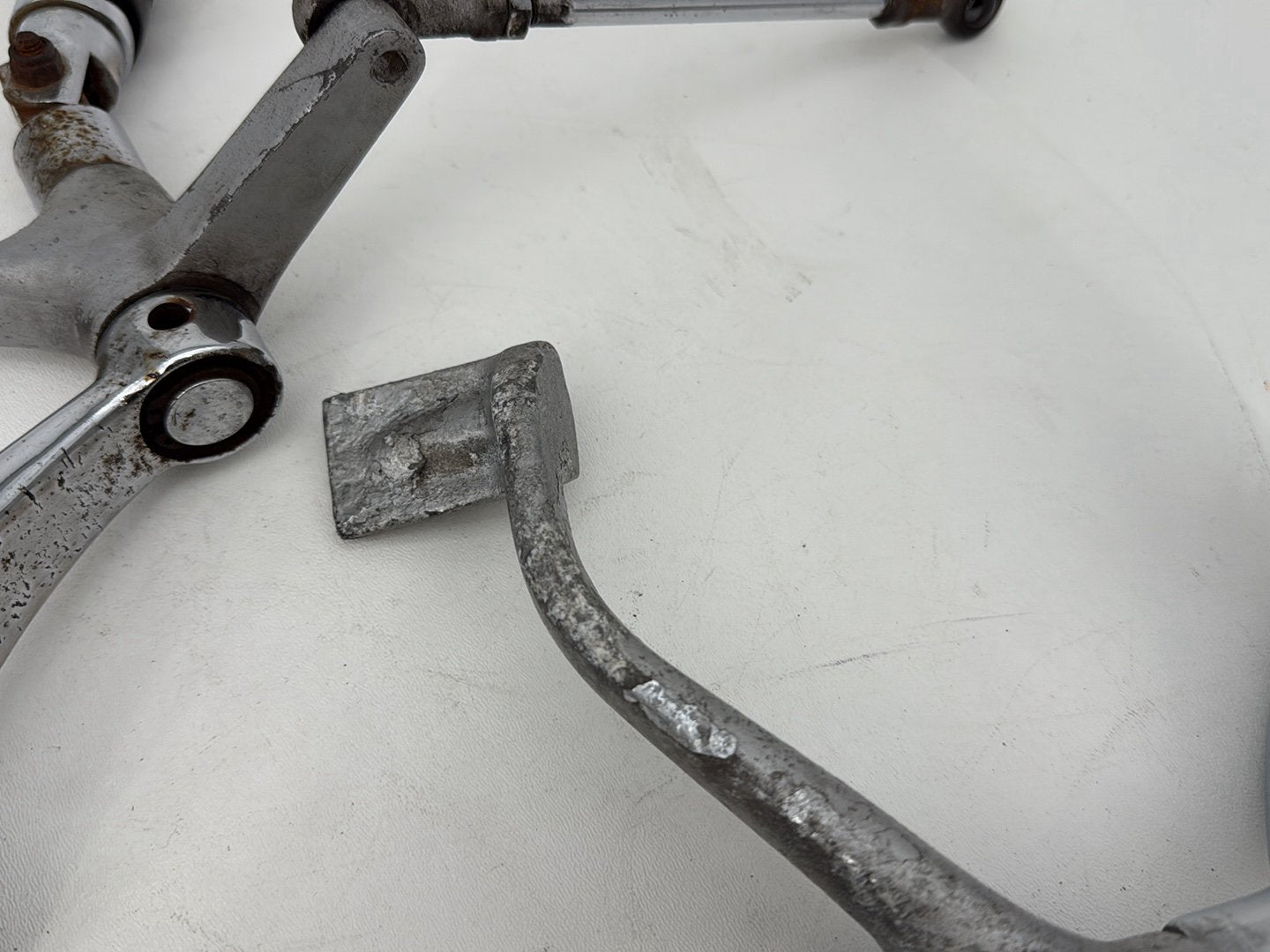 2004 - 2013 Harley-Davidson Sportster 883 Custom Left Right Foot Brake Control Pegs 42651-04