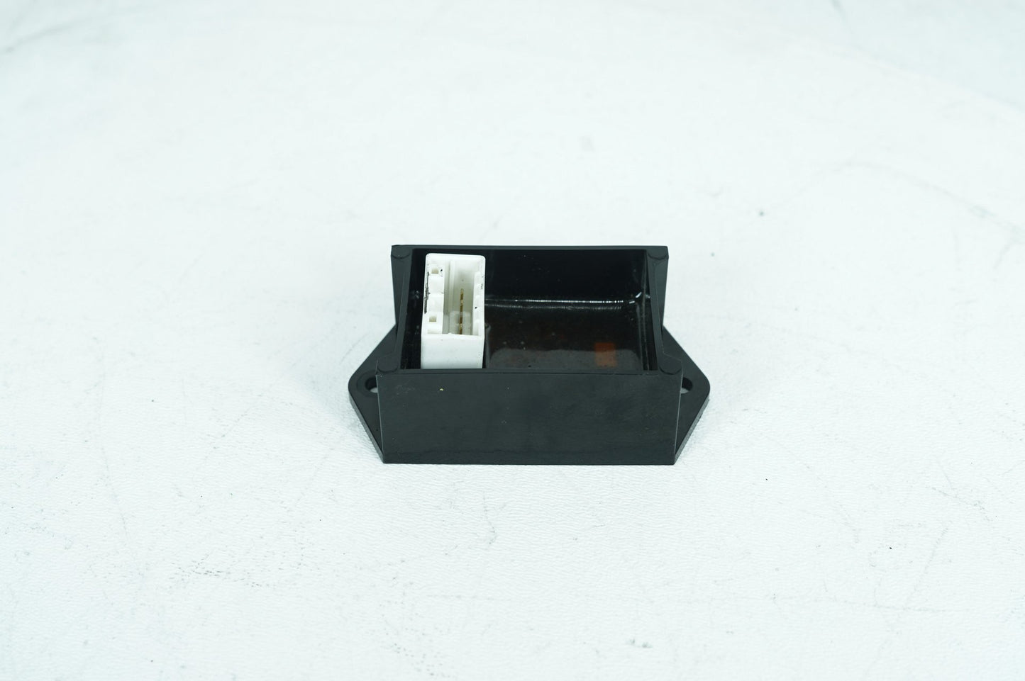 1999 - 2006 Harley-Davidson Touring Electra Glide Classic Fuel Gas Pump Sensor Relay Module 68620-96 68620-96