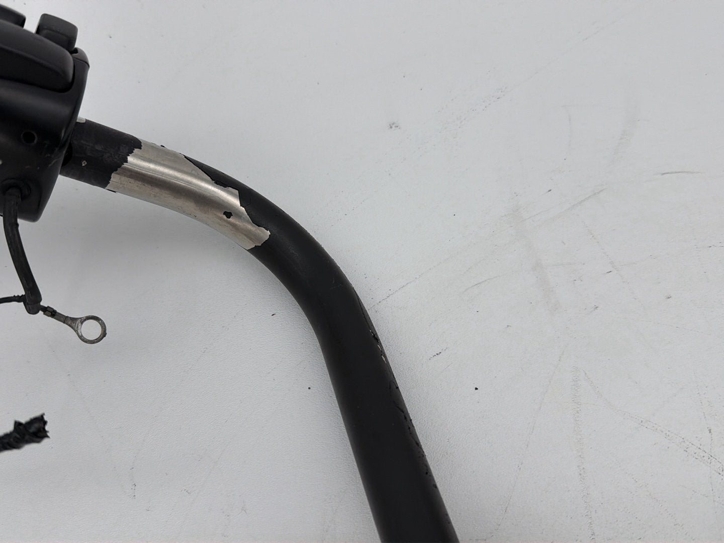 2009 Harley Dyna Street Bob FXDB OEM Handlebars Left Right Switches Controls