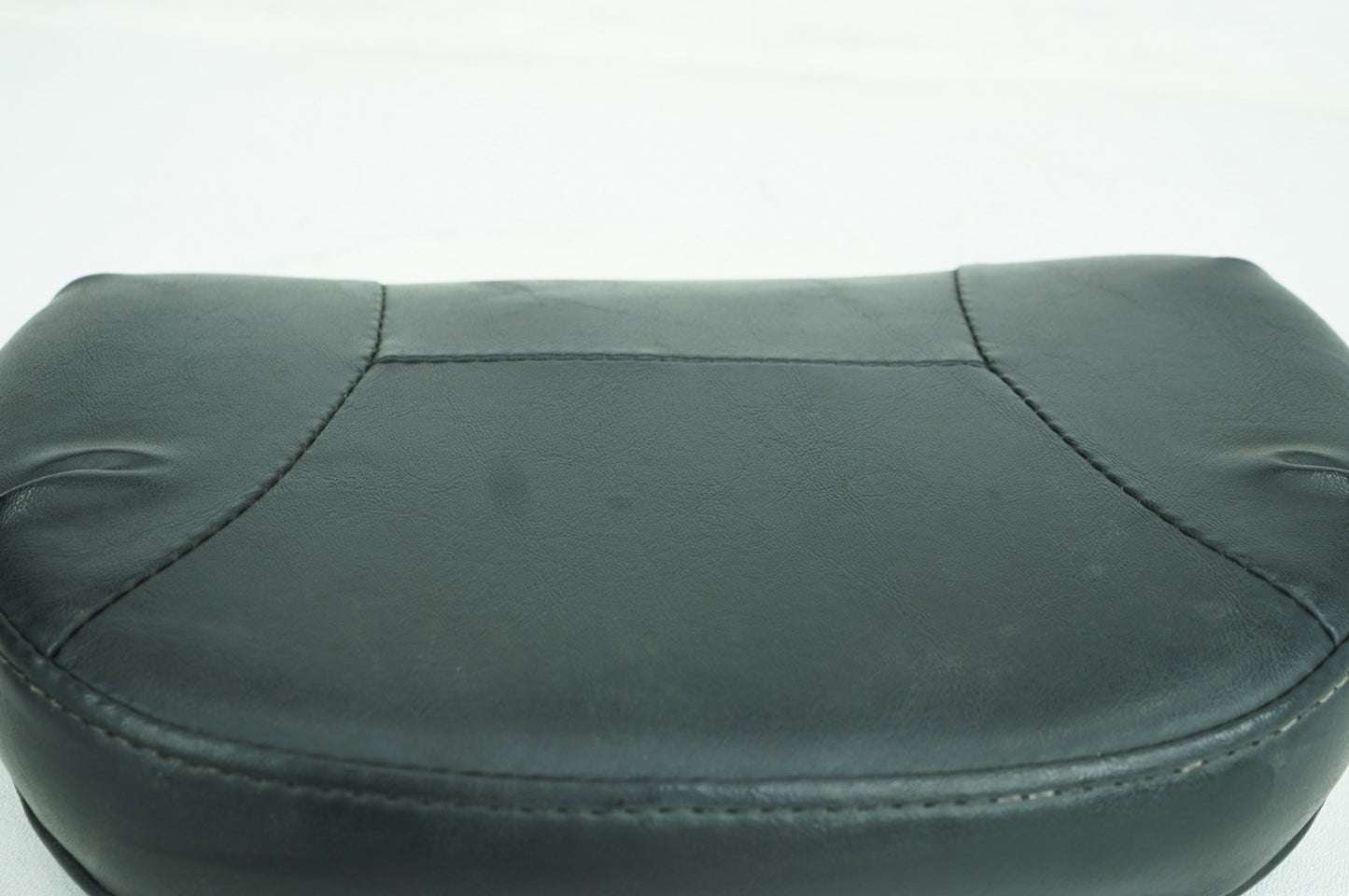 2008 - 2016 Harley-Davidson Touring Electra Glide Ultra Rear Passenger Backrest Cushion Pad 51727-05A