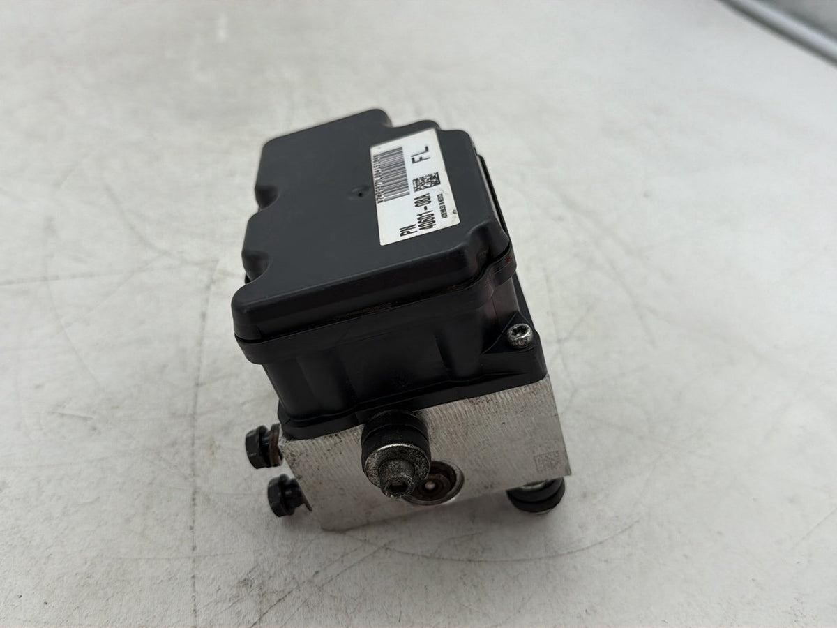2010 Harley Electra Glide Touring Ultra OEM ABS Brake Pump & Control Module