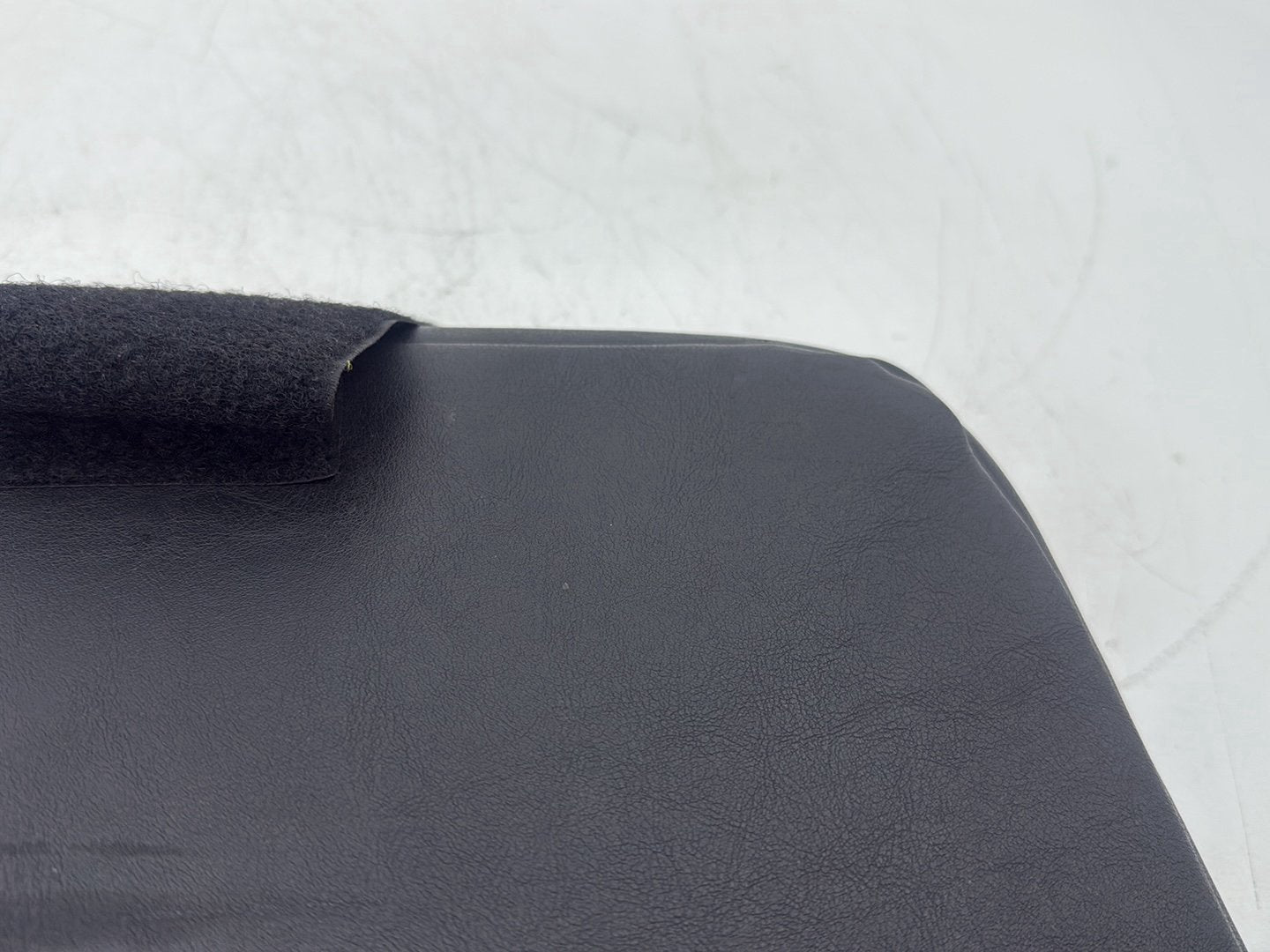 2007 Harley Touring FLHTCU Electra Glide Ultra OEM Rear Passenger Backrest Cushion Pad
