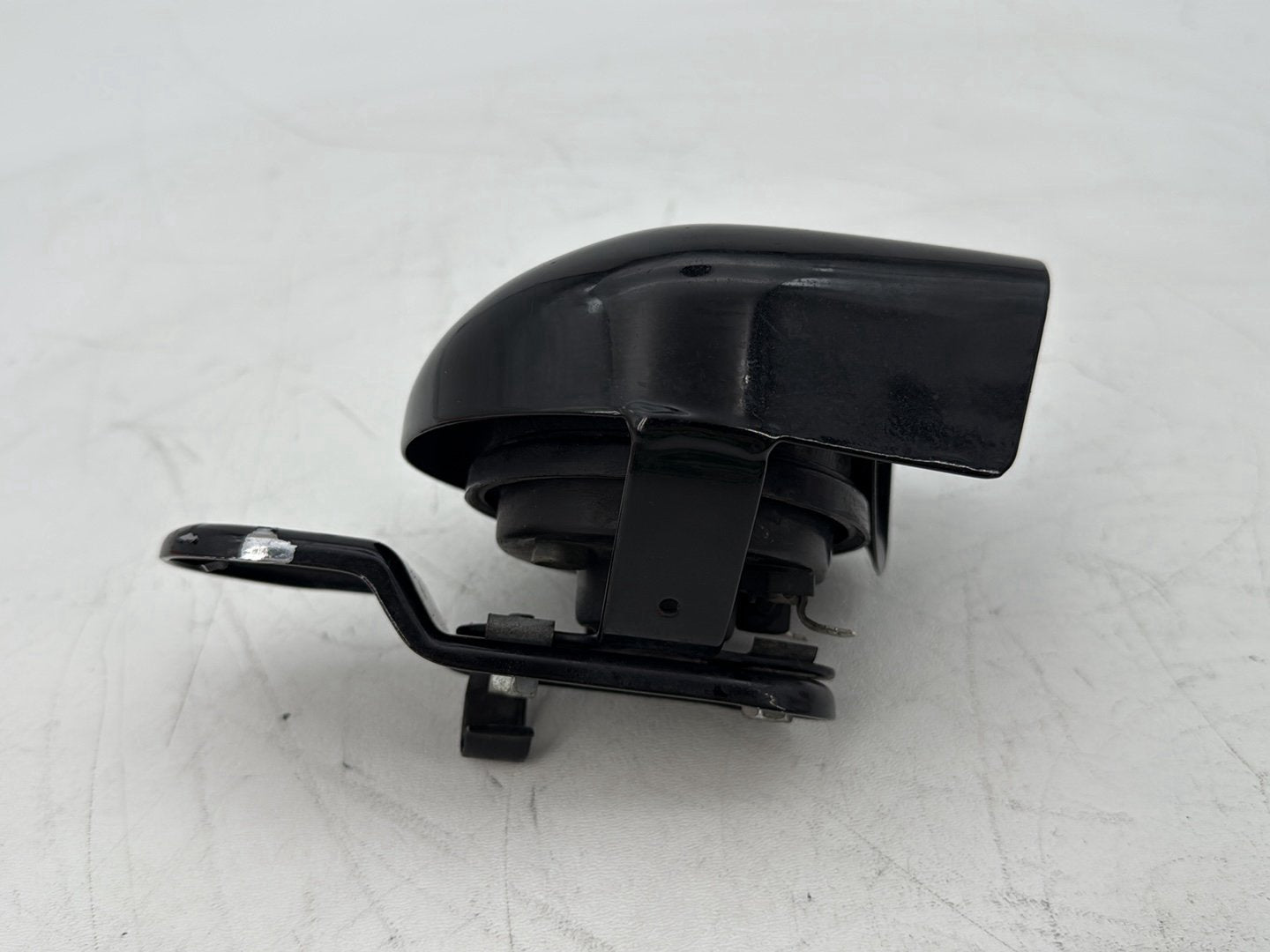 2004 - 2013 Harley-Davidson Sportster 1200 Custom Horn Signal Klaxon Chrome Cover Black