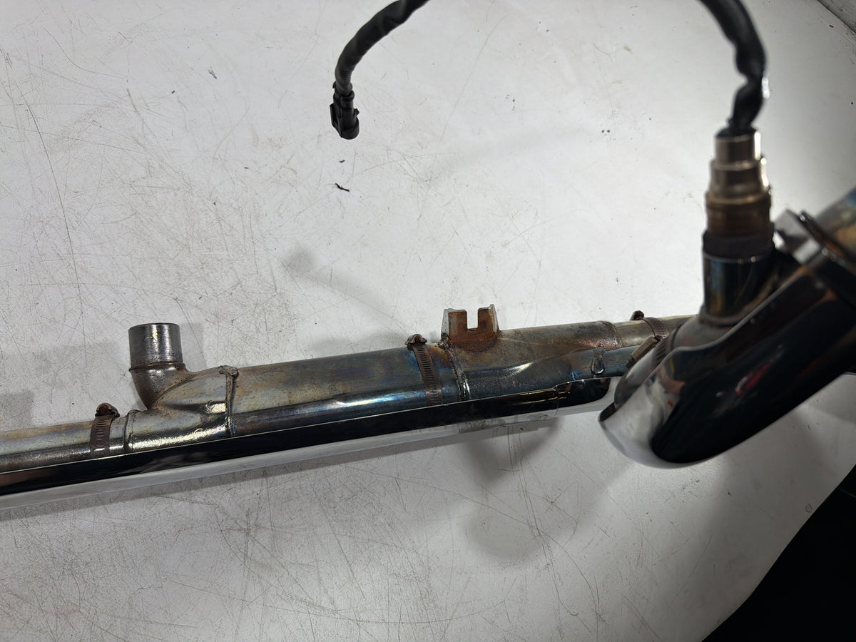 09 Harley Street Glide Touring Exhaust Header Pipes Muffler BENT SCRATCHED