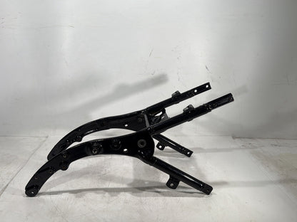 2015 Harley Road Glide Touring FLTRXS OEM Rear Back Sub Frame Rail Bar 48079-09BHP