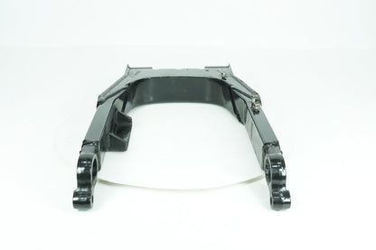 1999 - 2006 Harley-Davidson Touring Road King Rear Fork Swingarm Swing Arm  	47549-02A